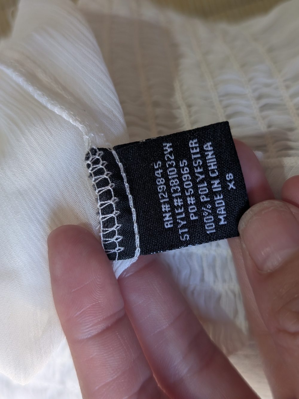 Bundle 3/$20 White Boho Peasant Blouse with Tassel Ties - Picture 2 of 8